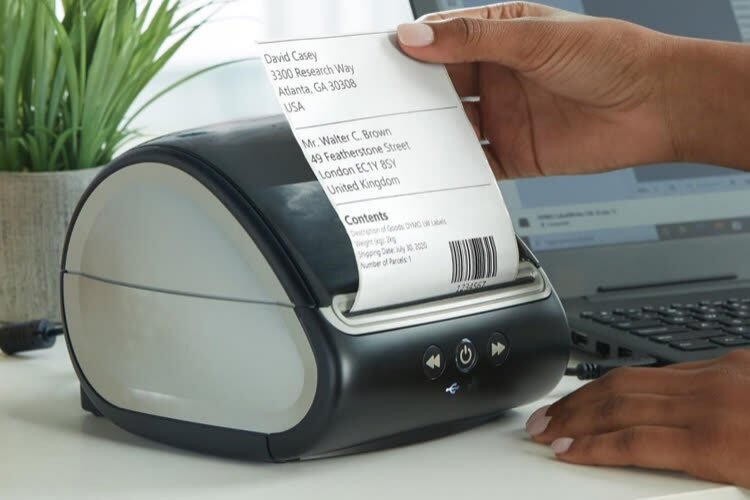 Dymo ha puesto un candado RFID en los rollos de etiquetas de sus impresoras